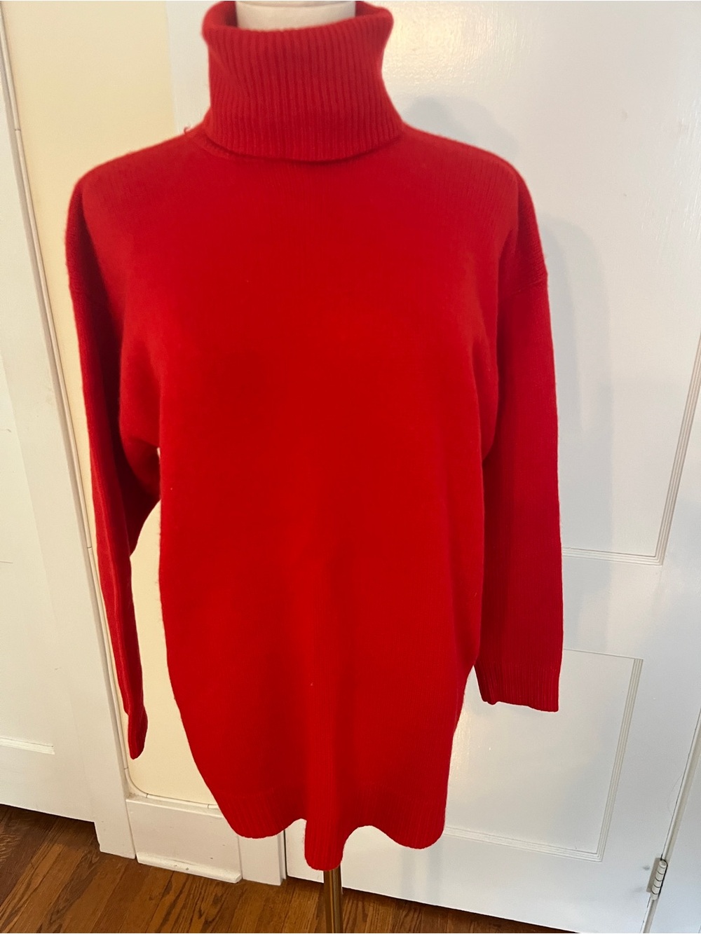Cashmere Red Turtleneck Tunic Sweater XS – Anna Bayle Private Collection